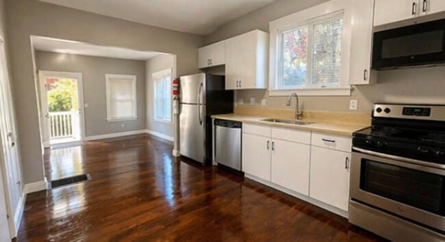 2732 Union St in Oakland, CA - Building Photo - Building Photo