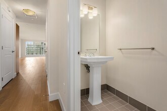 1920 4th Ave in Seattle, WA - Building Photo - Building Photo