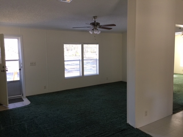 7770 NW 170th St in Trenton, FL - Foto de edificio - Building Photo