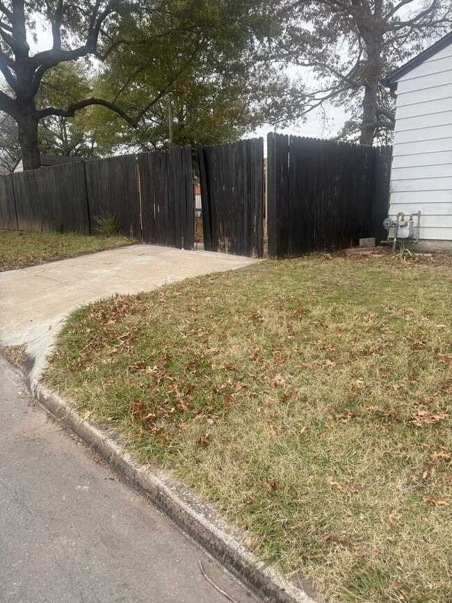 1404 N Kingston Ave in Tulsa, OK - Building Photo - Building Photo