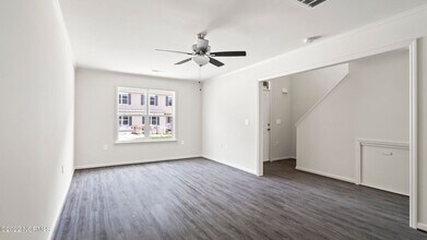 317 Glenellen Loop Rd in Midway Park, NC - Building Photo - Building Photo