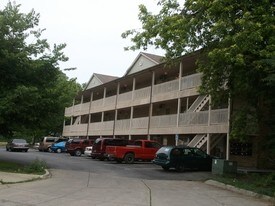 Wade and Wesson Apartments in Lafayette, IN - Building Photo