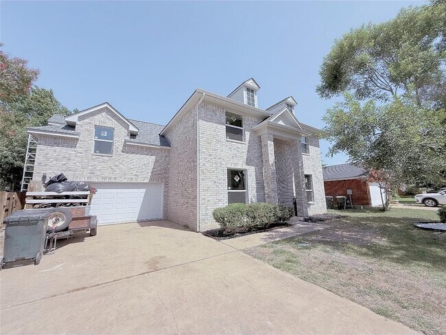 16403 Spotted Eagle Dr in Leander, TX - Building Photo - Building Photo