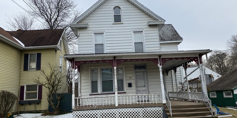 1041 Dreher Ave Photo