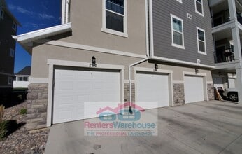 13084 S Tortola Dr in Herriman, UT - Building Photo - Building Photo