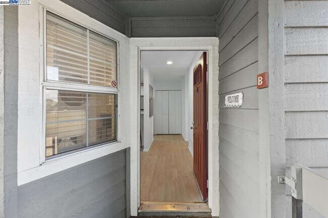 property at 7595 Canyon Meadows Cir