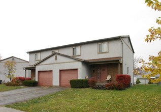 1822-1824 Sharbot Dr in Columbus, OH - Foto de edificio - Building Photo