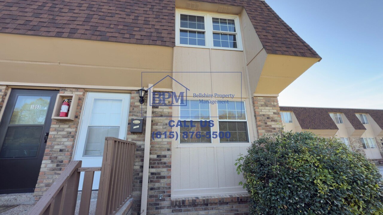 1051 Harold Dr in Nashville, TN - Building Photo