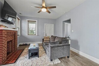 2111 Atlanta Ave in Portsmouth, VA - Foto de edificio - Building Photo