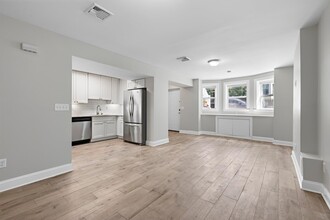 61 Reservoir Ave-Unit -Unit 1 in Jersey City, NJ - Building Photo - Building Photo