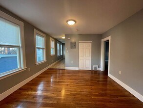 20-22-22 Wilson St in Lynn, MA - Building Photo - Building Photo