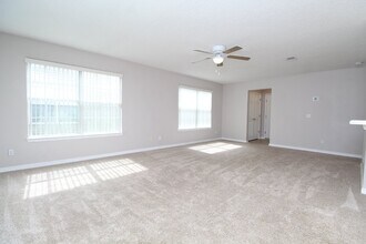 6234 Cottage Woods Dr in Milton, FL - Building Photo - Building Photo