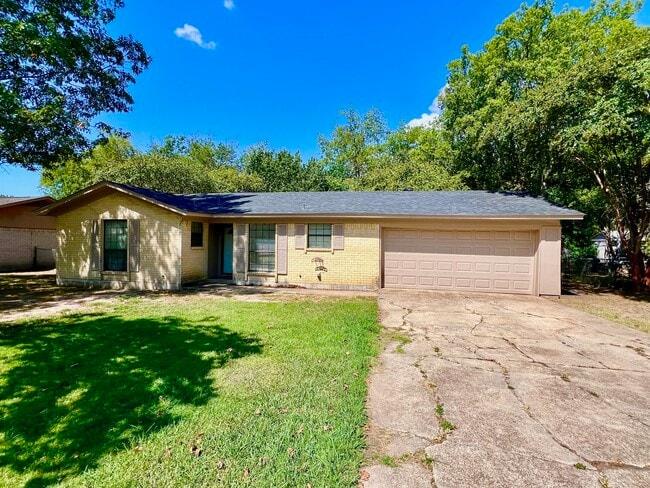 1116 Lemon Dr