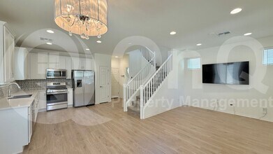 3913 S 58th Ln in Phoenix, AZ - Building Photo - Building Photo