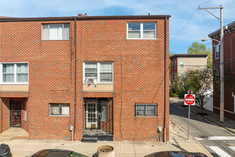 619-629 S 13Th St in Philadelphia, PA - Building Photo - Building Photo