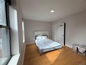 10920 Queens Blvd in Queens, NY - Building Photo - Building Photo