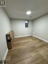 9 Macklin St in Brantford, ON - Building Photo - Building Photo