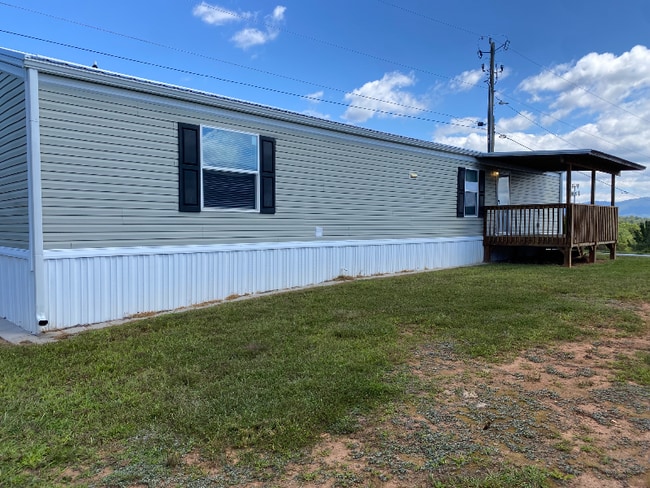 20 Tylers Cookie Ln in Asheville, NC - Building Photo - Building Photo