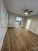 430 Faison Ave in Charlotte, NC - Foto de edificio - Building Photo