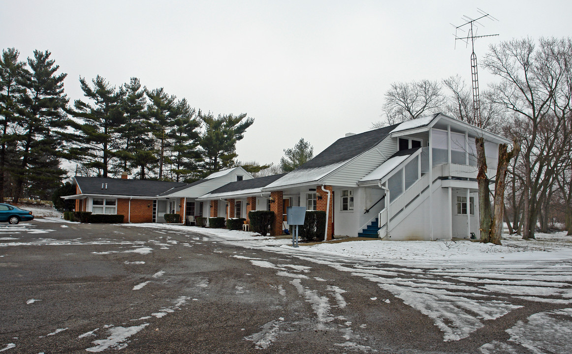 3935 E National Rd in Springfield, OH - Building Photo