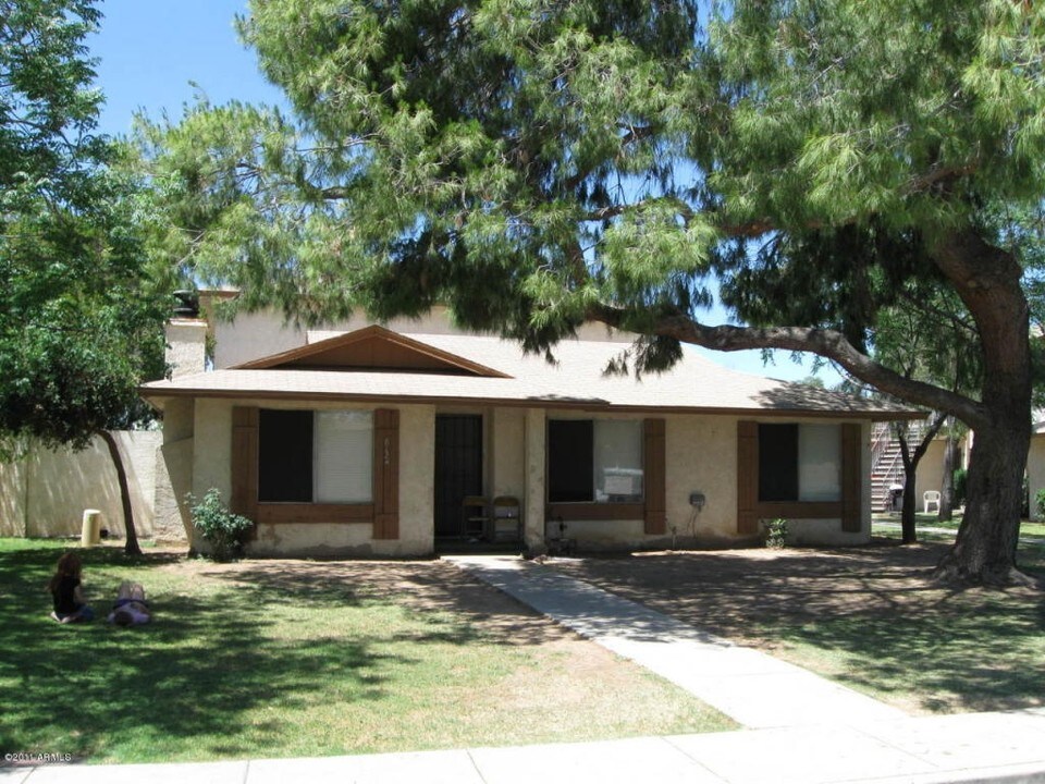 8124 N 33rd Dr in Phoenix, AZ - Building Photo