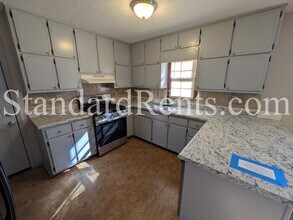 7625 Didwell Ct in Jonesboro, GA - Foto de edificio - Building Photo