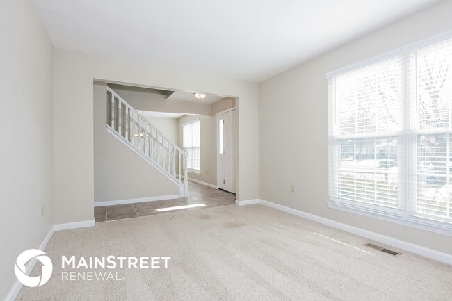 3892 Affirmed Dr in Florissant, MO - Foto de edificio - Building Photo