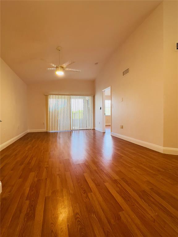 property at 2810 N Oakland Forest Dr