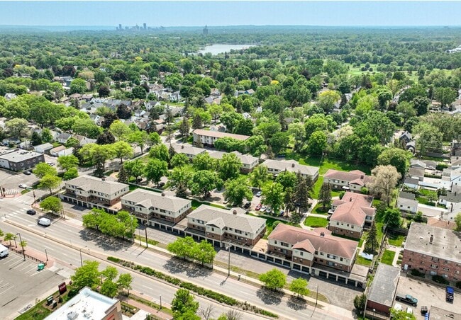 California Drive in St. Paul, MN - Building Photo - Building Photo