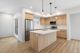 42 Cranbrook Common SE in Calgary, AB - Building Photo - Building Photo