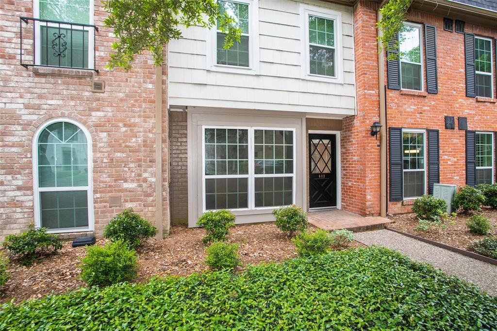 355 N Post Oak Ln Photo