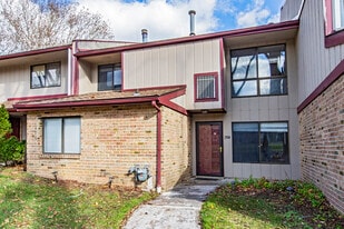 1504 Timber Creek Rd in Lindenwold, NJ - Building Photo