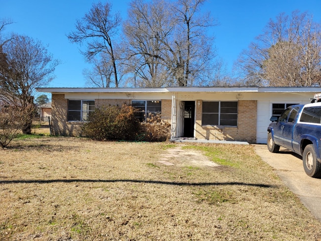property at 3503 Porter Ave