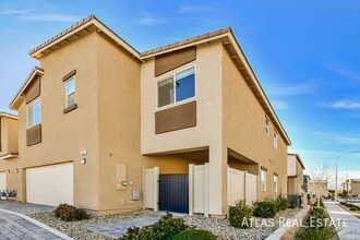 4527 Sapphire Moon Ave in North Las Vegas, NV - Building Photo - Building Photo