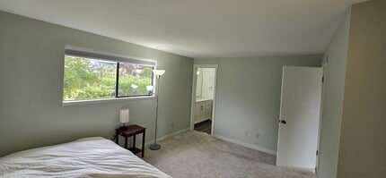 7621 46th Pl W, Unit D in Mukilteo, WA - Foto de edificio - Building Photo