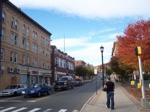 Towerview Apartments in Waterbury, CT - Building Photo - Building Photo