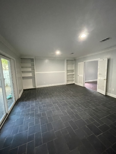 7801 St Charles Ave in New Orleans, LA - Building Photo - Building Photo