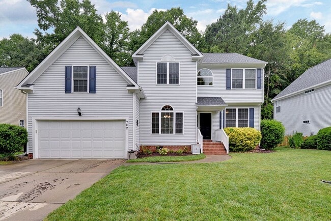 property at 702 Robin Hood Dr