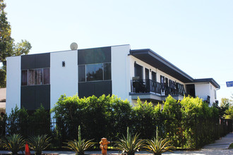 Midland Apartments in Los Angeles, CA - Building Photo - Other