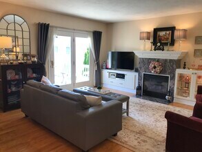 671 Trapelo Rd in Waltham, MA - Building Photo - Building Photo