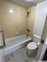 1717 Mott Smith Dr in Honolulu, HI - Building Photo - Building Photo