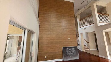 7181 Regina Way in Orlando, FL - Building Photo - Building Photo