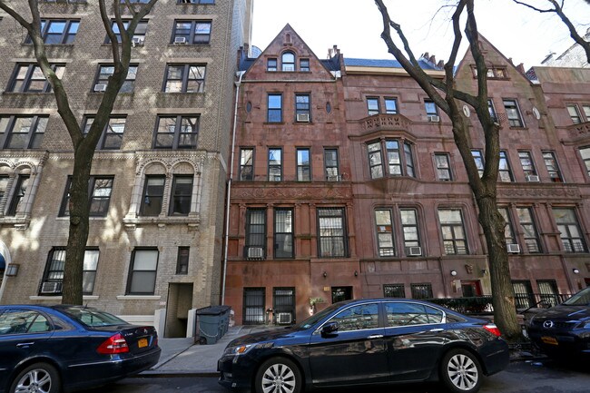 36 W 90th St in New York, NY - Building Photo - Building Photo