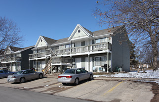 585 N Somerset Ter Apartments