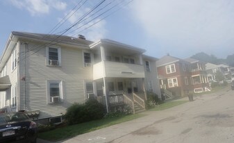 100-102 Overland Rd Apartamentos