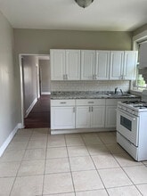 18 Atlantic St, Unit 2 in Elizabeth, NJ - Building Photo - Building Photo