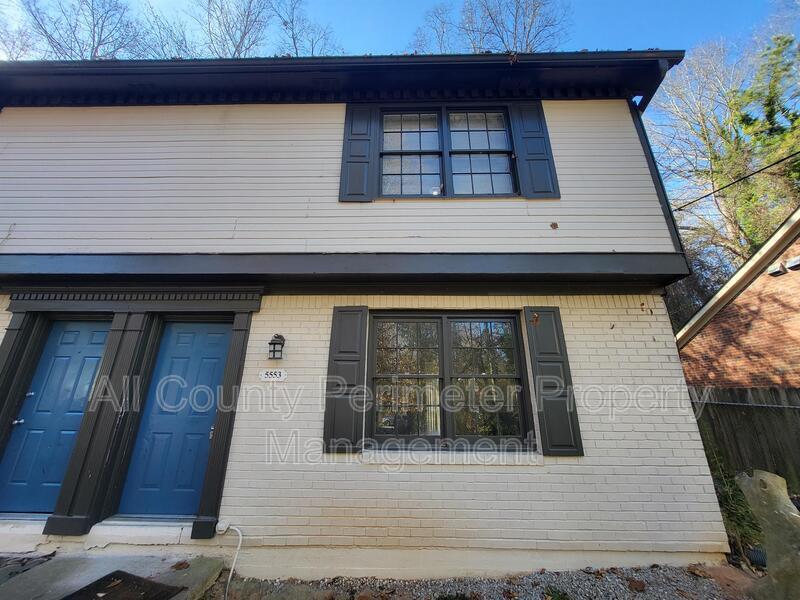 5553 Estates Ct in Norcross, GA - Building Photo