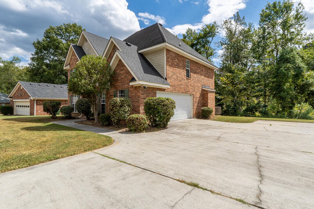 5780 Carriage Hills Dr in Martinez, GA - Building Photo