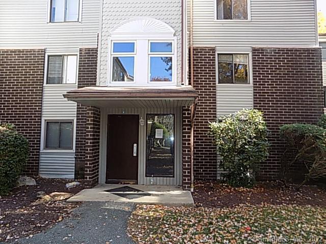 7 Padanaram Rd in Danbury, CT - Building Photo
