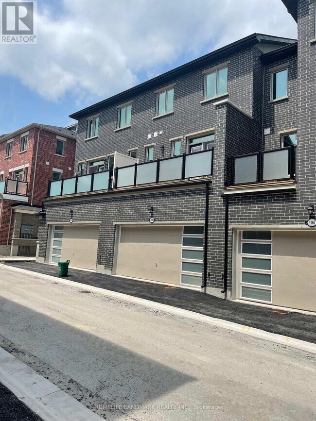 3165 Elgin Mills Rd E in Markham, ON - Building Photo - Building Photo